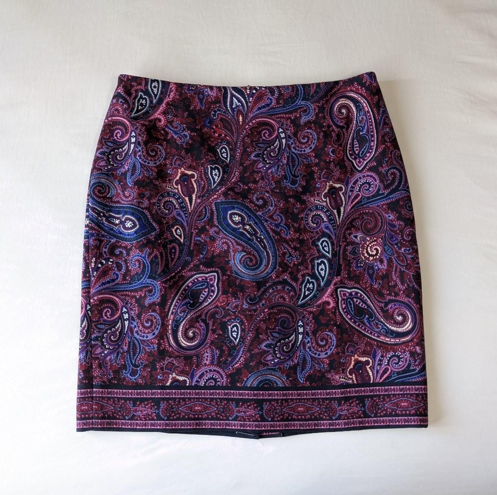 Talbots Paisley Print Pencil Skirt Lined Women's Size 12P Purple